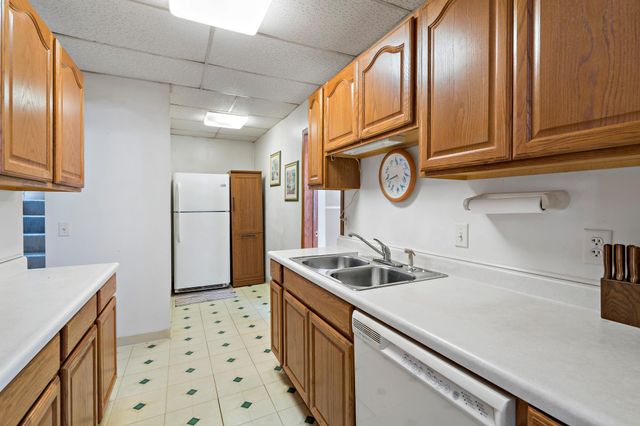 4026 Girard Avenue N, Minneapolis, MN 55412