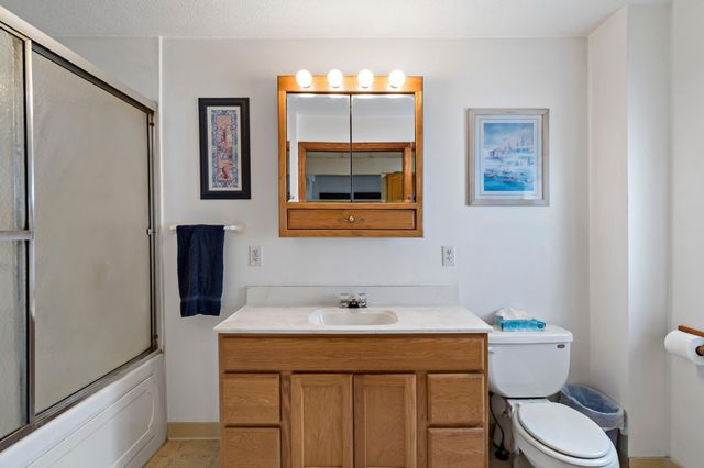 4026 Girard Avenue N, Minneapolis, MN 55412