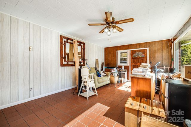 1675 Ponder Creek Road, Mars Hill, NC 28754