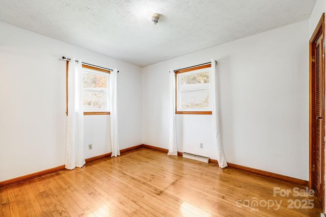 1675 Ponder Creek Road, Mars Hill, NC 28754