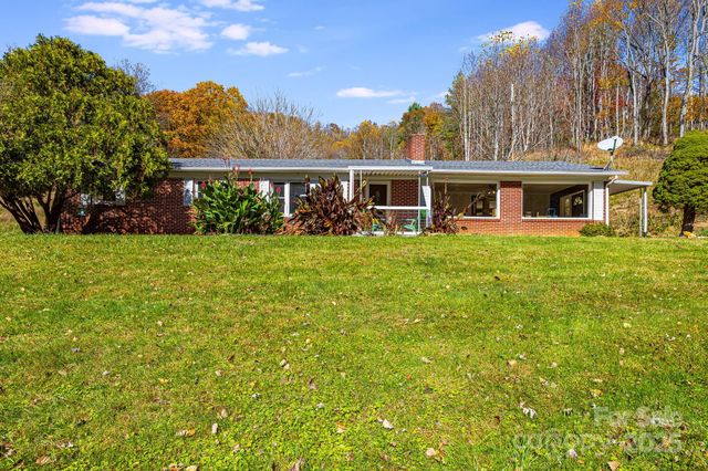 1675 Ponder Creek Road, Mars Hill, NC 28754