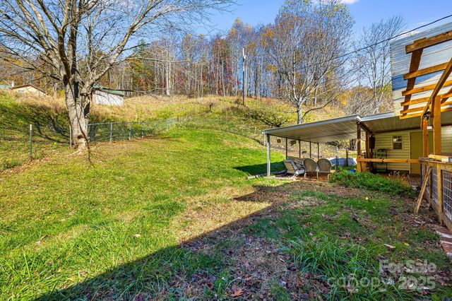 1675 Ponder Creek Road, Mars Hill, NC 28754