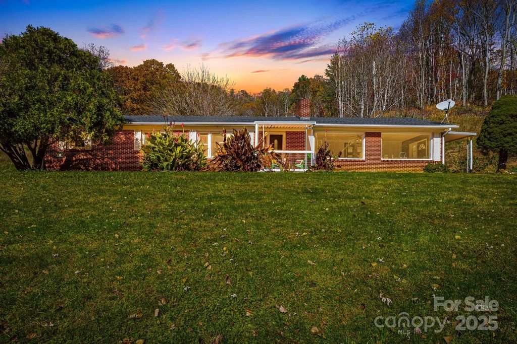 1675 Ponder Creek Road, Mars Hill, NC 28754