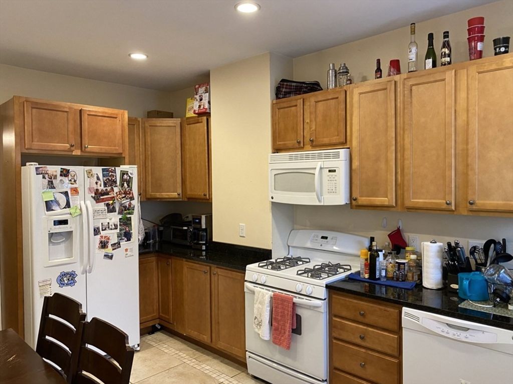 191 Boylston St 3, Boston, MA 02130