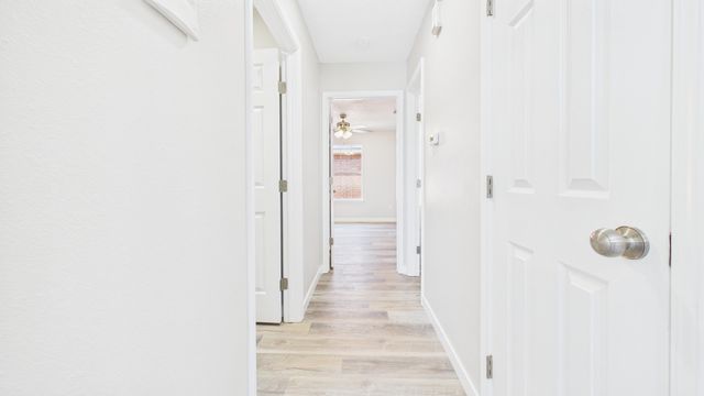8015 Red Springs Avenue, Lubbock, TX 79423