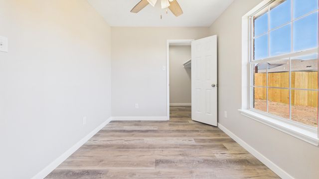8015 Red Springs Avenue, Lubbock, TX 79423