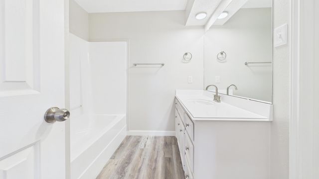 8015 Red Springs Avenue, Lubbock, TX 79423
