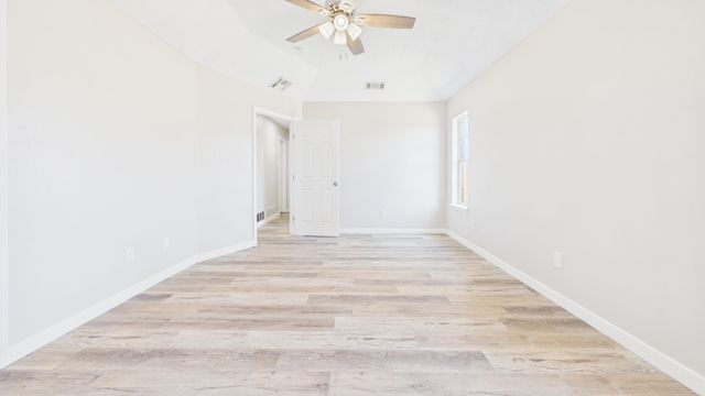 8015 Red Springs Avenue, Lubbock, TX 79423