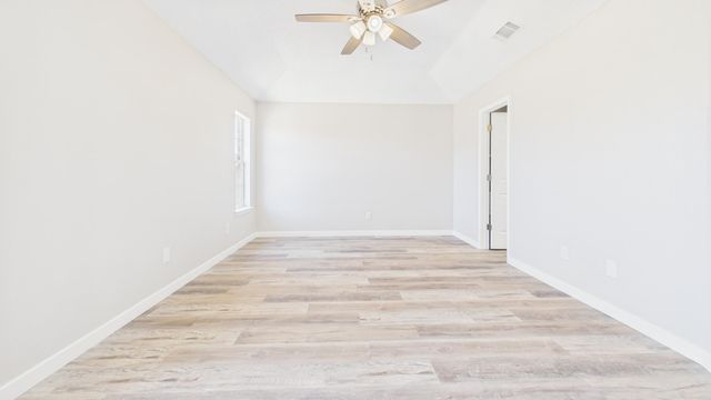 8015 Red Springs Avenue, Lubbock, TX 79423