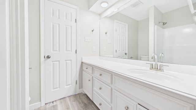 8015 Red Springs Avenue, Lubbock, TX 79423