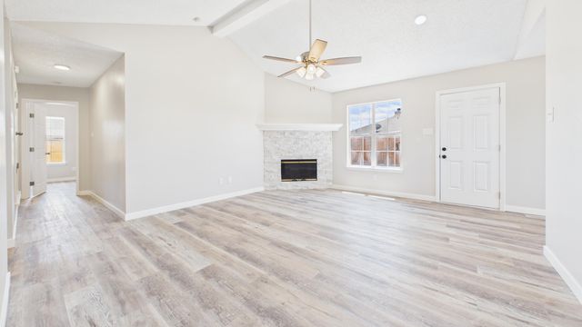 8015 Red Springs Avenue, Lubbock, TX 79423