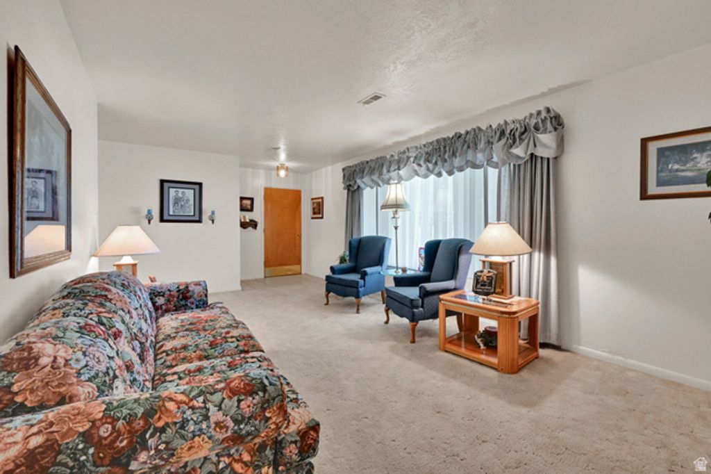3876 S 2050 W, Roy, UT 84067 — photo 2