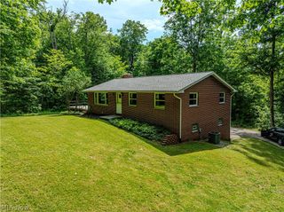5475 Parks Avenue NE, Louisville, OH 44641