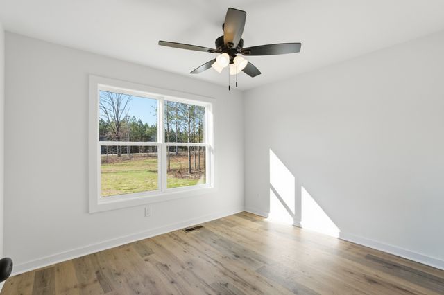 3763 Highway 231, Erin, TN 37061