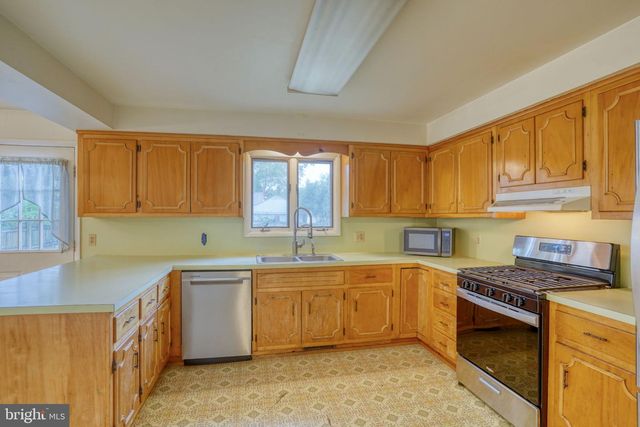 40 PINE ST, Dover, DE 19901