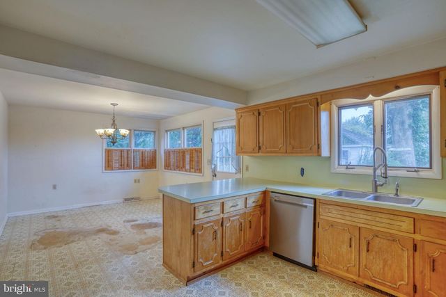 40 PINE ST, Dover, DE 19901