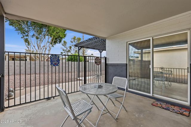 2161 N MIDDLECOFF Drive, Mesa, AZ 85215