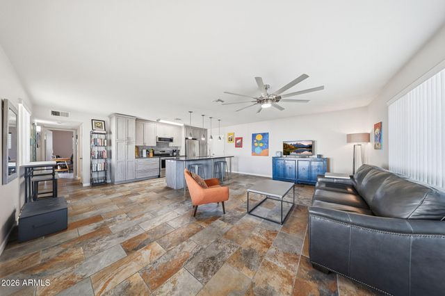 2161 N MIDDLECOFF Drive, Mesa, AZ 85215