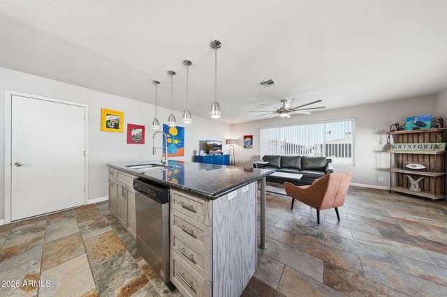 2161 N MIDDLECOFF Drive, Mesa, AZ 85215