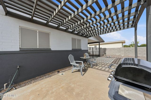 2161 N MIDDLECOFF Drive, Mesa, AZ 85215