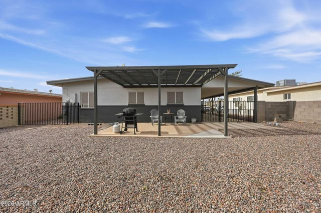 2161 N MIDDLECOFF Drive, Mesa, AZ 85215