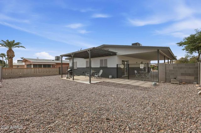 2161 N MIDDLECOFF Drive, Mesa, AZ 85215