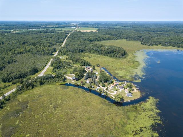 4419 E State Road, Hale, MI 48739