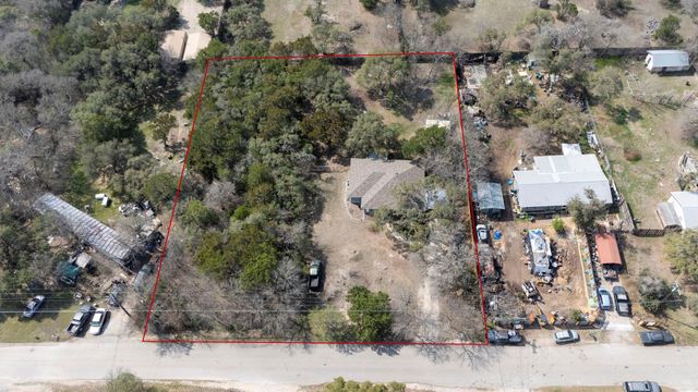 215 Harmons WAY, San Marcos, TX 78666