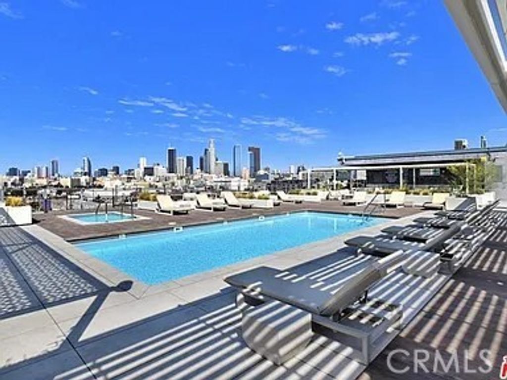 527 Molino 117, Los Angeles, CA 90013