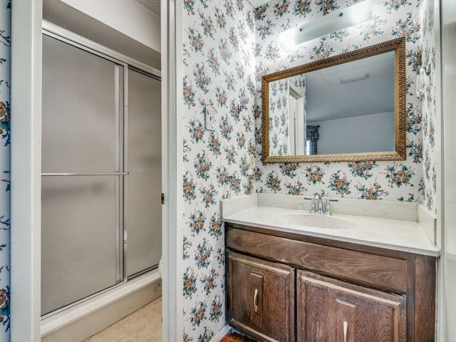 1718 Warwick Street, Garland, TX 75044