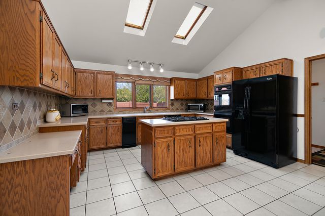 11746 Innishmor Court, Orland Park, IL 60467