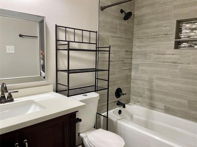 10134 Waterstone Drive, Houston, TX 77042