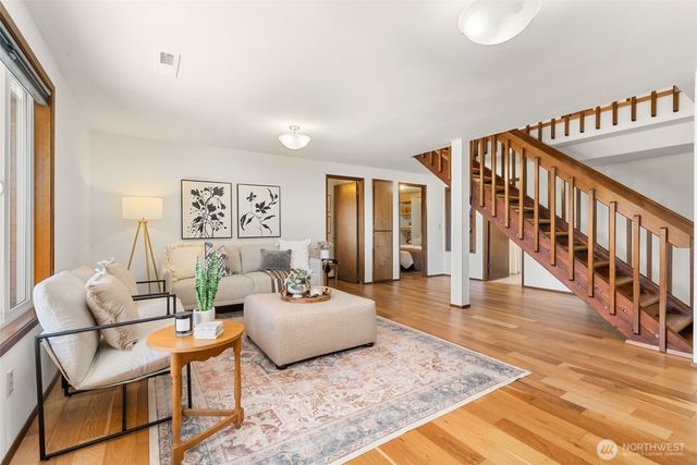 2801 Narrows Place, Tacoma, WA 98407