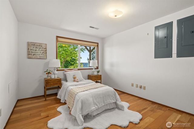 2801 Narrows Place, Tacoma, WA 98407