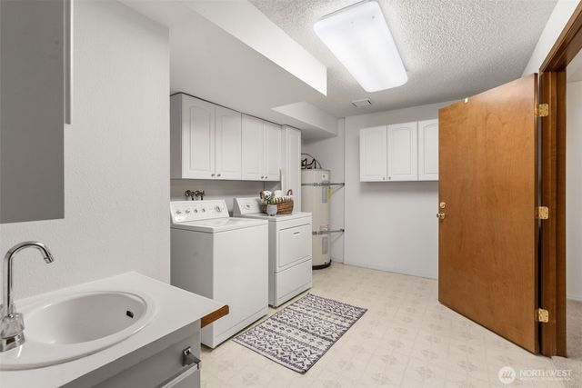 2801 Narrows Place, Tacoma, WA 98407