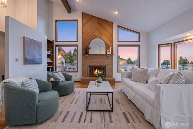 2801 Narrows Place, Tacoma, WA 98407