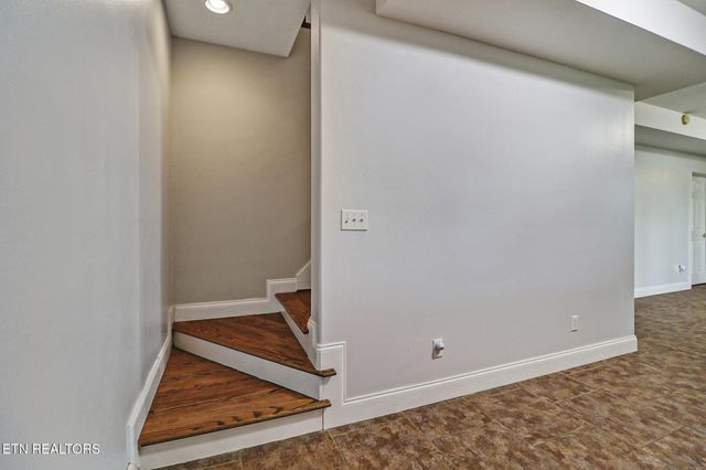 169 Catoosa Canyon Drive, Crossville, TN 38571