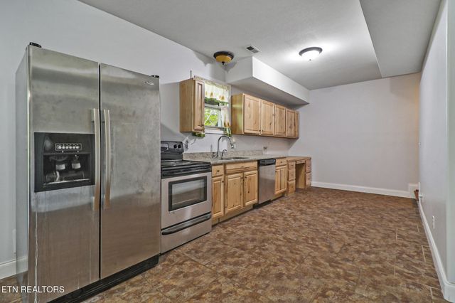 169 Catoosa Canyon Drive, Crossville, TN 38571