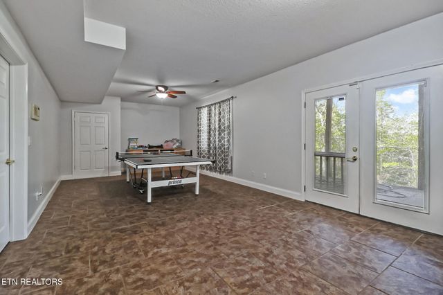169 Catoosa Canyon Drive, Crossville, TN 38571
