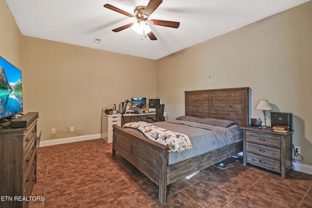 169 Catoosa Canyon Drive, Crossville, TN 38571