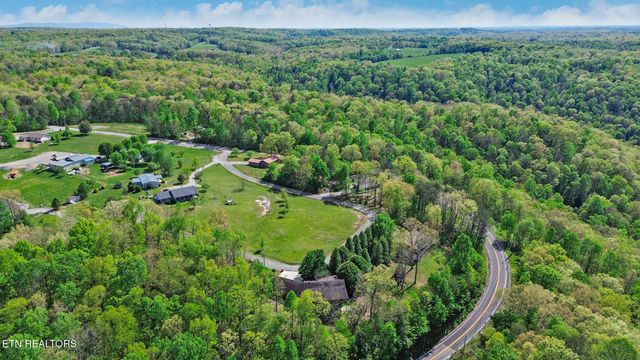 169 Catoosa Canyon Drive, Crossville, TN 38571
