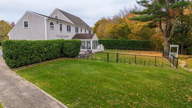 6 Walters Way, Dartmouth, MA 02747