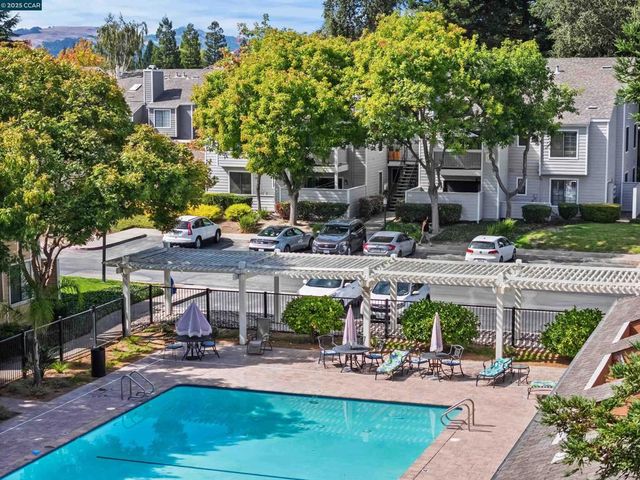 332 Eastridge Dr, San Ramon, CA 94582