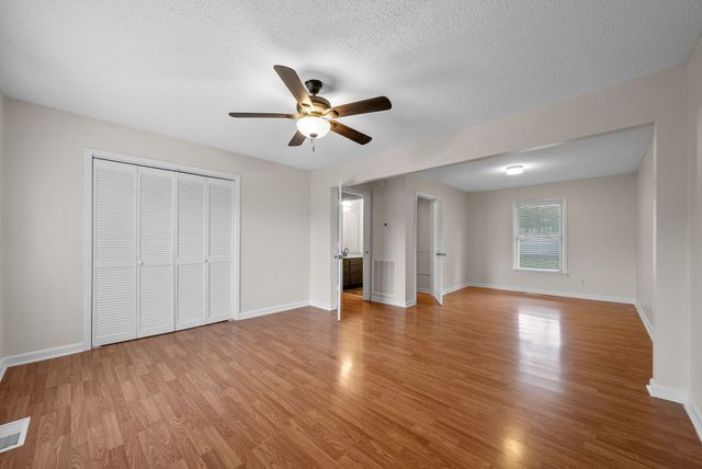 626 Bay Ln, Clarksville, TN 37042