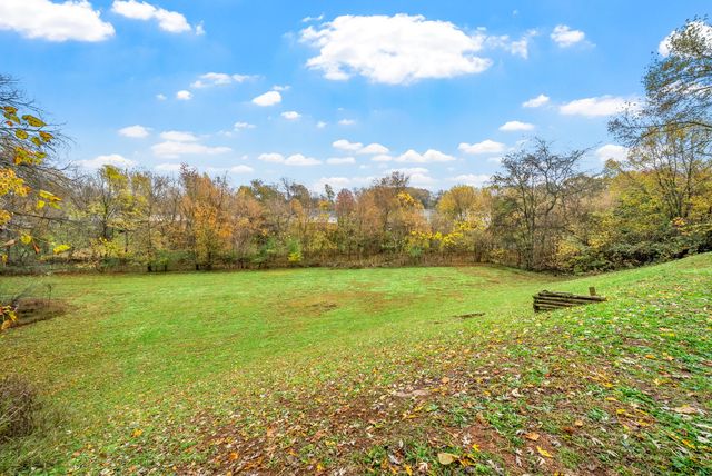 626 Bay Ln, Clarksville, TN 37042