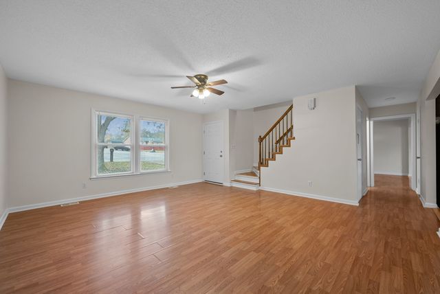 626 Bay Ln, Clarksville, TN 37042