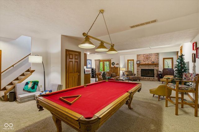 1353 Bur Oak Court, Avon, IN 46123