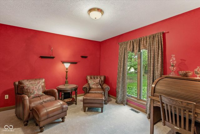 1353 Bur Oak Court, Avon, IN 46123