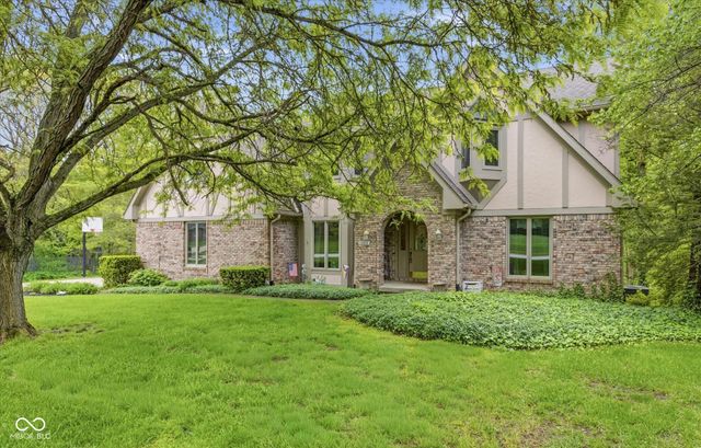 1353 Bur Oak Court, Avon, IN 46123