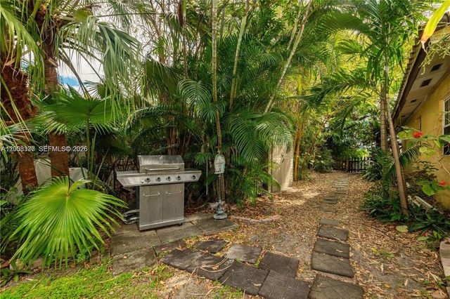 1611 Fletcher Street 2, Hollywood, FL 33020